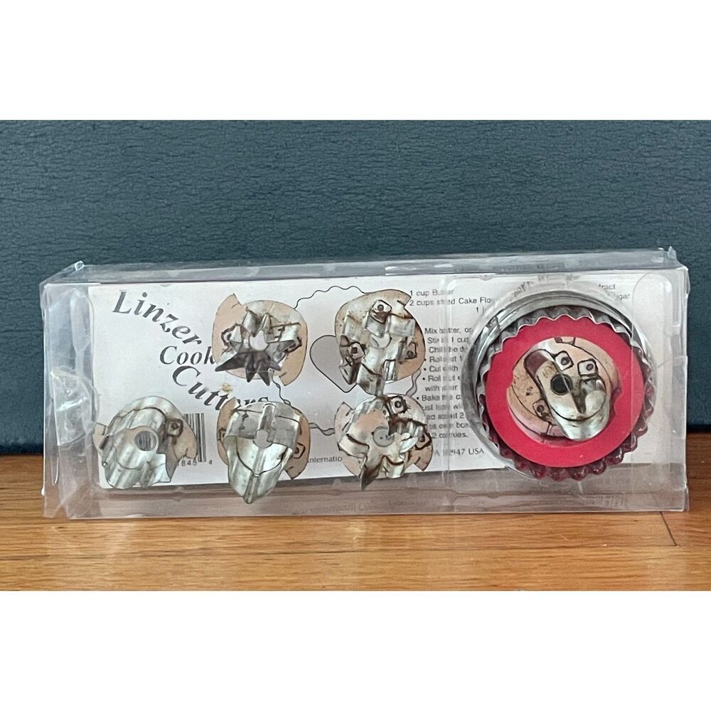 Vintage R&M Linzer Cookie Cutter Set 2004 Christmas Holiday Baking 6 Inserts